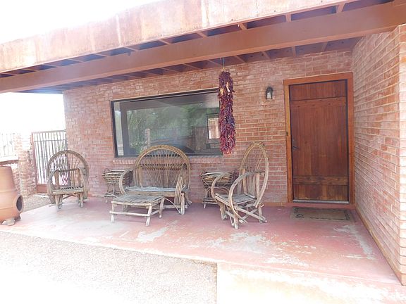 Front Porch Entrance 