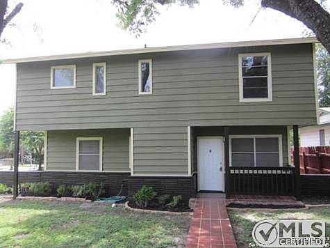 1st image of 903 Zachry Dr