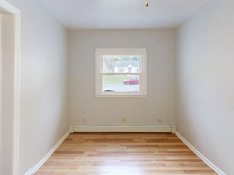 1 Dresden Ct — Photo 17