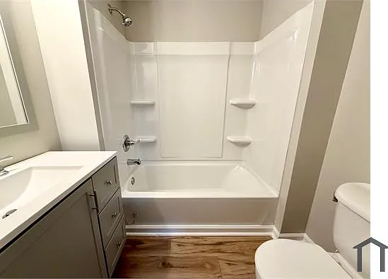 2221 W Madison St — Photo 6