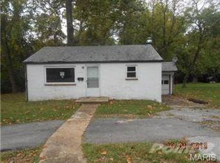 2225 N Hanley Rd, Saint Louis, MO 63114