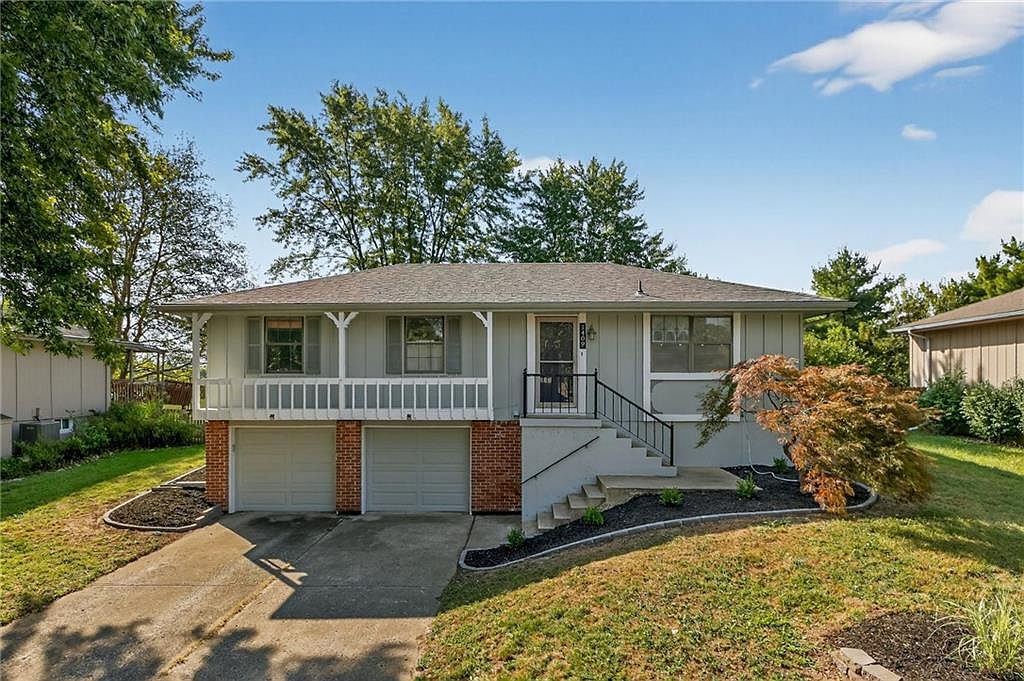 1409 SE 3rd St, Lees Summit, MO 64063 | Zillow