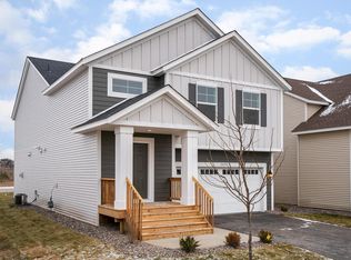 6910 102nd St S, Cottage Grove, MN 55016