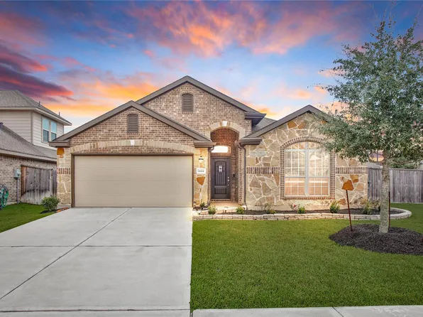 9414 Summer River Dr, Richmond, TX 77406