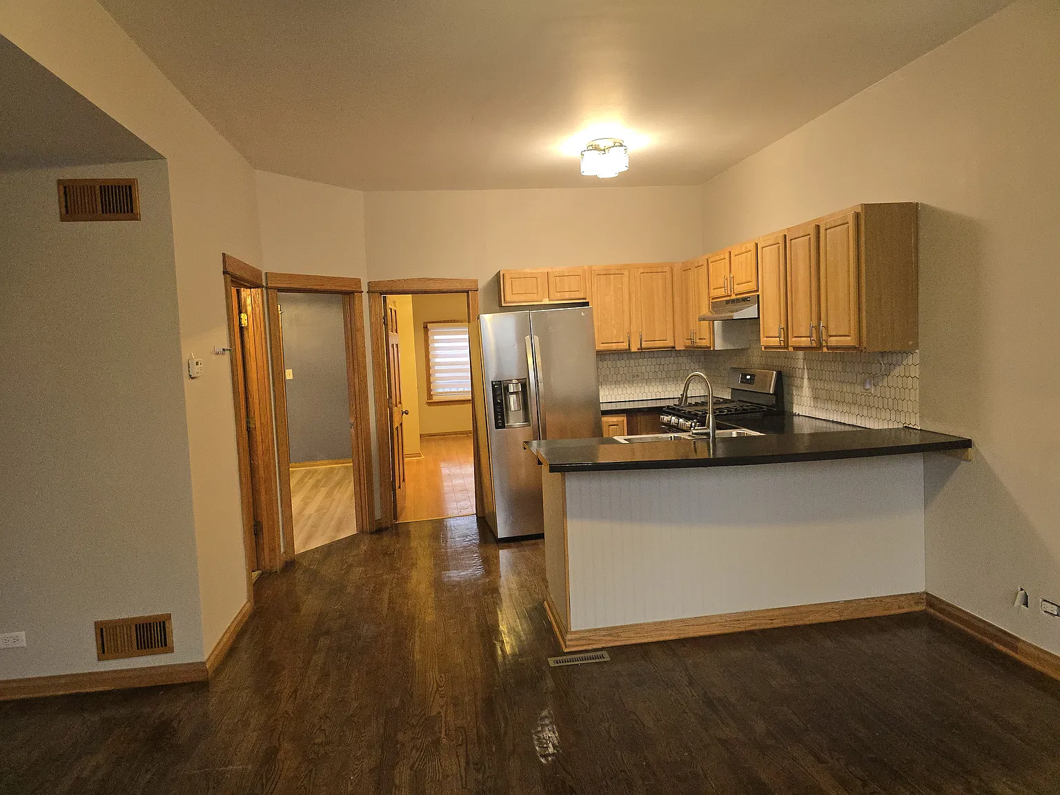 2 bed, 1496 sqft, $1,875 — Photo 3