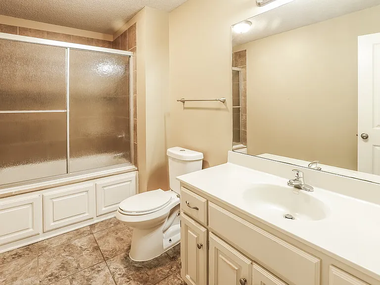 512 Hibiscus Dr — Photo 12