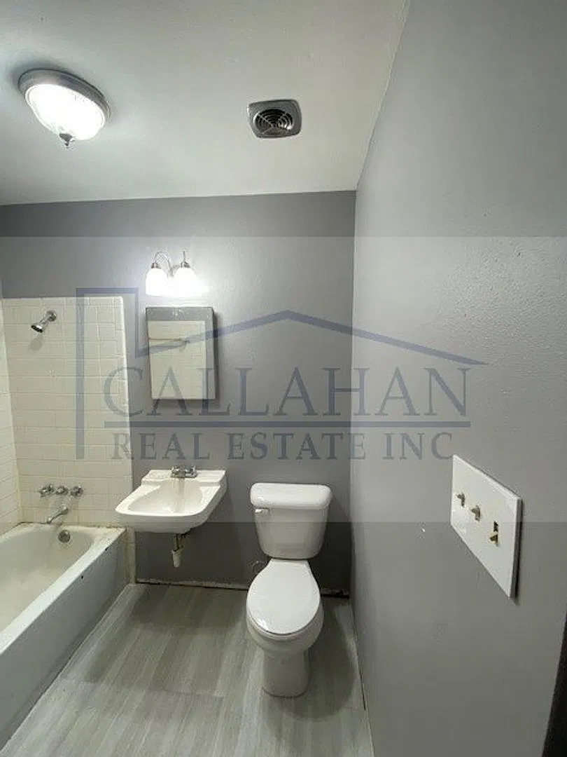 600 W M Ave — Photo 3