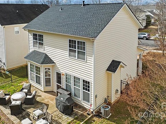5th image of 1129 Hammond Dr