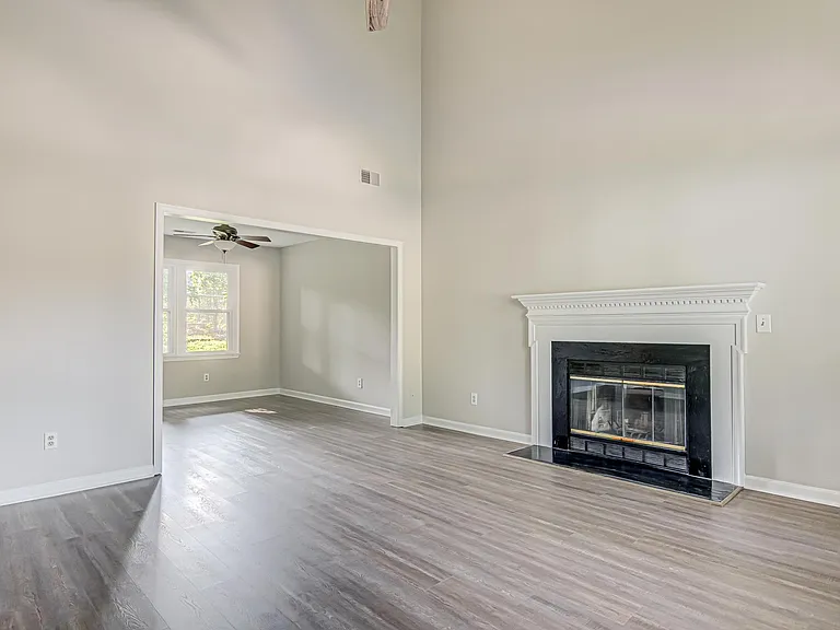 6205 Millwright Ct — Photo 4