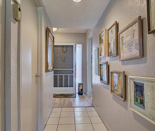 3rd image of 5152 Golfview Ct APT 1812