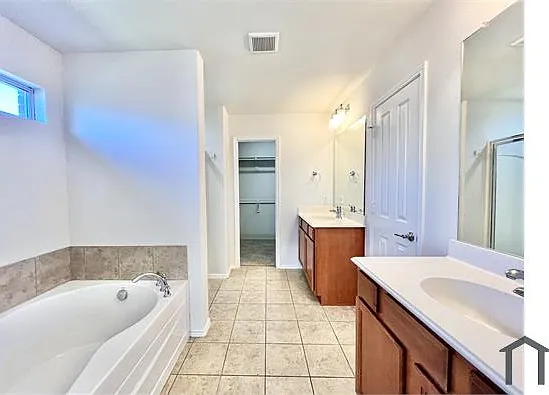 903 Mazatlan Ct — Photo 9