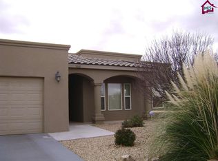 5866 Habanero Dr, Las Cruces, NM 88012