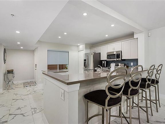 2nd image of 9900 Sunset Cove Ln APT 117