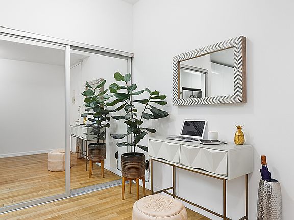5th image of 99 John St APT 313