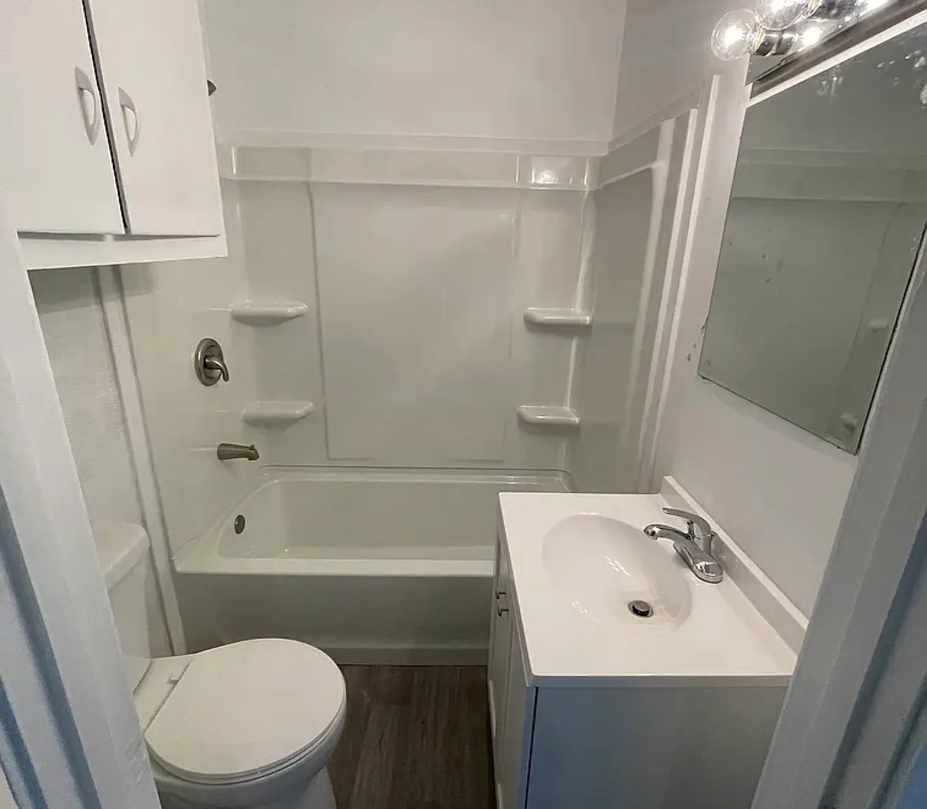 2 bed, 800 sqft, $900 — Photo 1