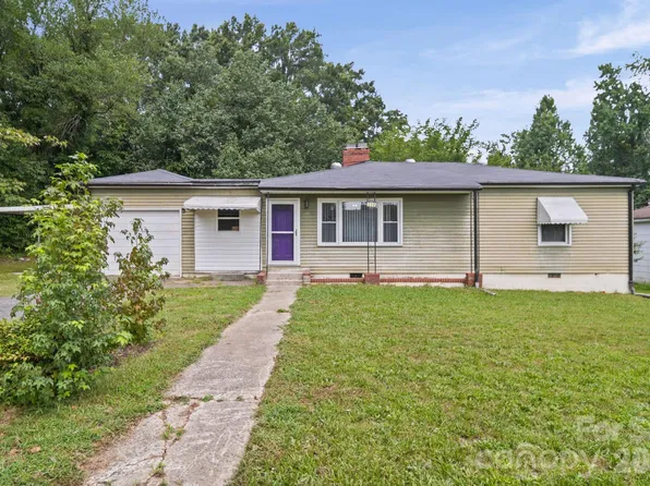 208 Clancy St, Salisbury, NC 28147