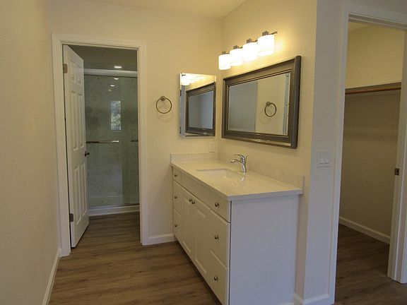 4th image of 509 Sierra Vista Ave