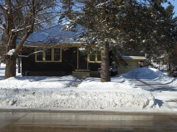 801 N Main St, Lake Mills, WI 53551