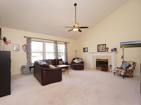 3rd image of 10626 Convo Ct