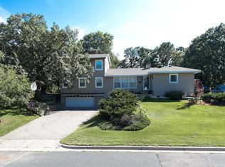 15121 Orchard Dr, Burnsville, MN 55306
