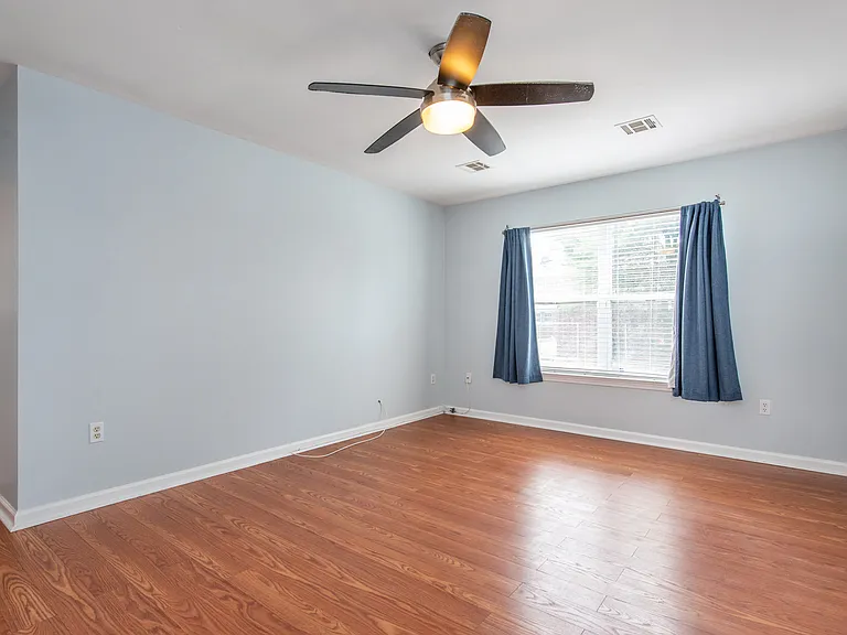 901 Stuyvesant Ave #101 — Photo 12