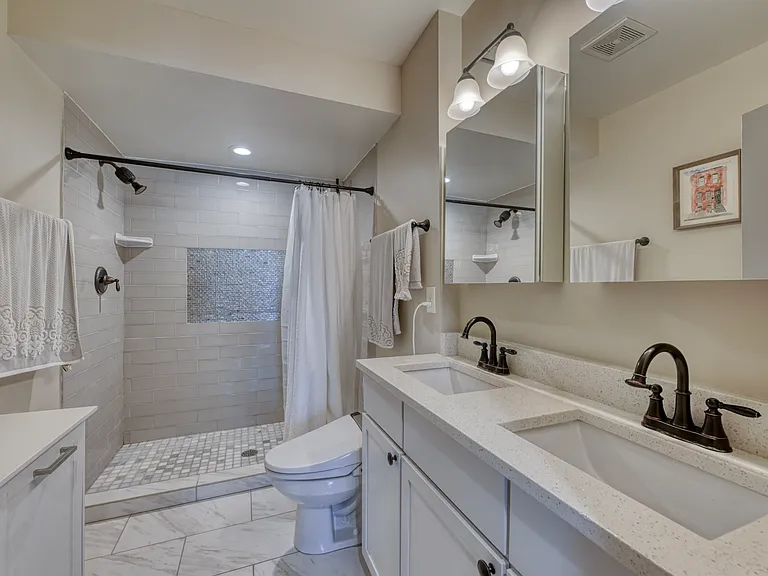 1455 Stevenson St — Photo 19