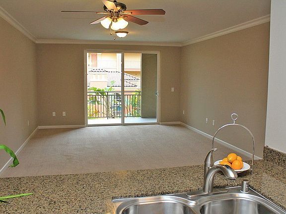 5th image of 2988 Grassina St Unit 422