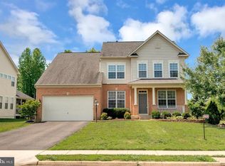 6 Royal Crescent Way, Fredericksburg, VA 22406