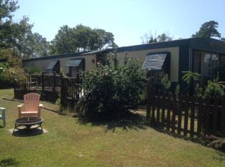 6250 Magnolia Dr, Chincoteague, VA 23336
