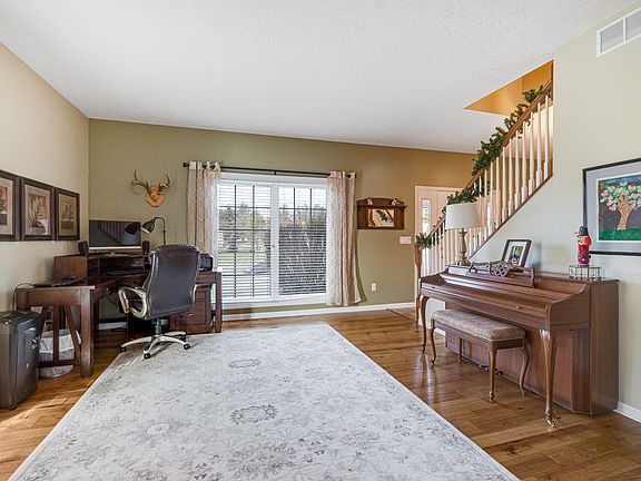 5th image of 7465 Wildwood Walk