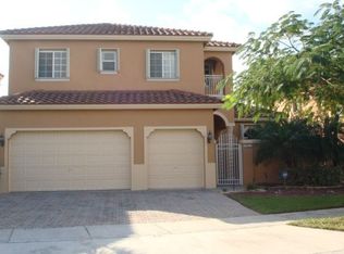 16312 SW 67th Ter, Miami, FL 33193