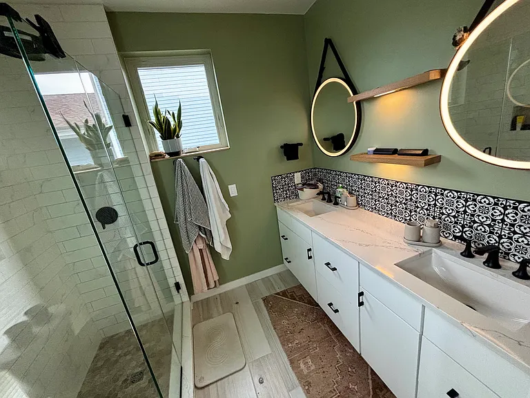 Primary bathroom (built in touch-light mirrors and shelves)