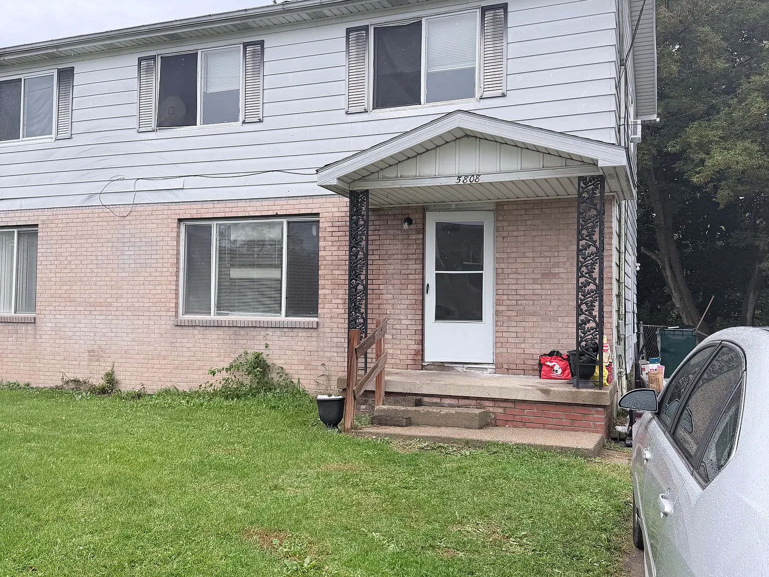 3 bed, 1.5 bath, 1400 sqft, $1,400 — Photo 2