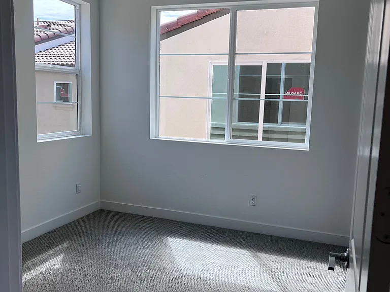 364 Volary Gln — Photo 18