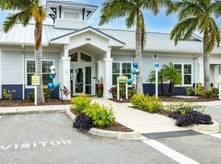 360 11th St E #7303, Bradenton, FL 34208