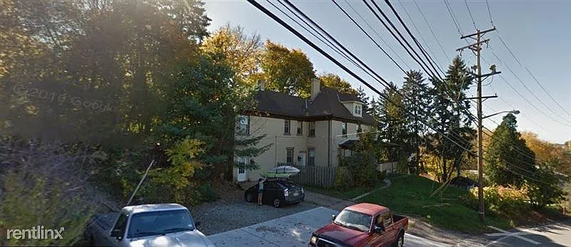 4310 Harpen Rd photo 1