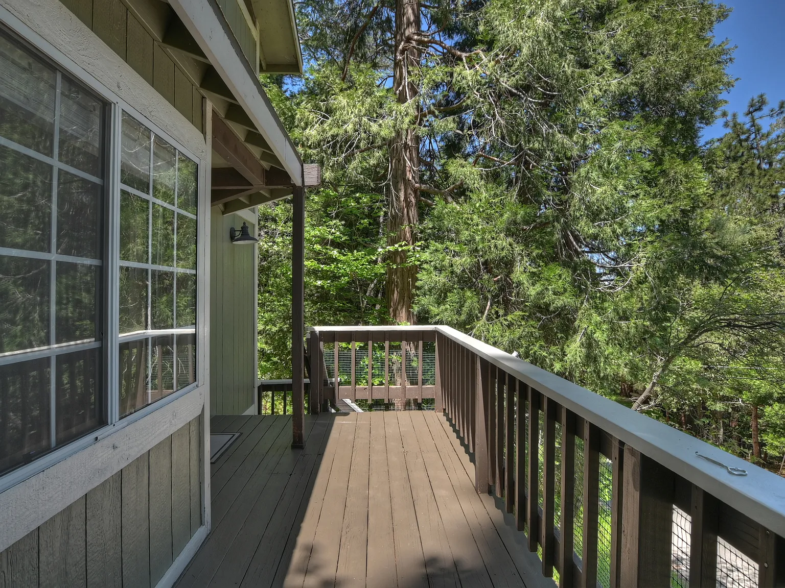 2 bed, 1.5 bath, 1018 sqft, $2,000 — Photo 2