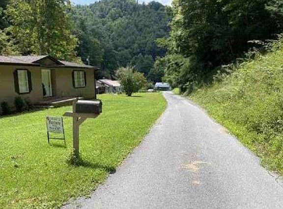 5th image of 1128 Dry Tripe Rd