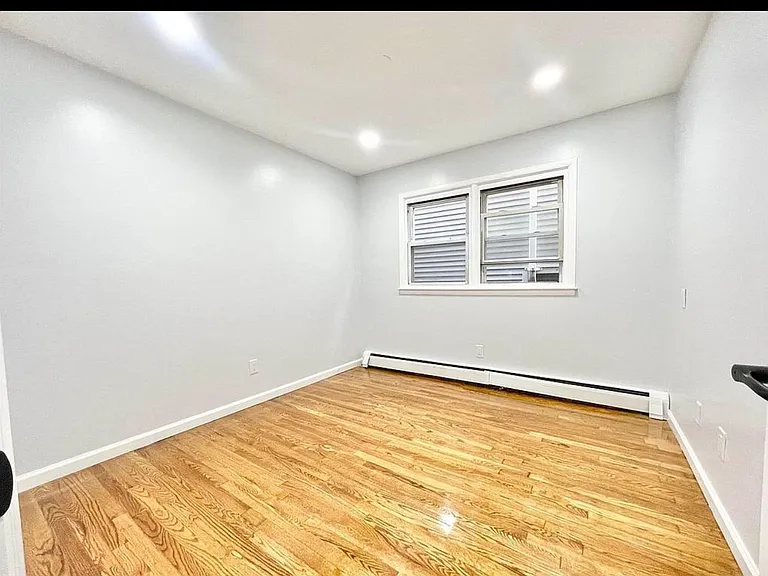 13 Silver St #2 — Photo 8