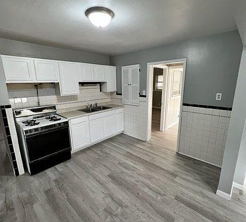 2nd image of 6844 Brower Ct