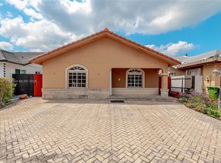 3548 W 73rd Ter, Hialeah, FL 33018