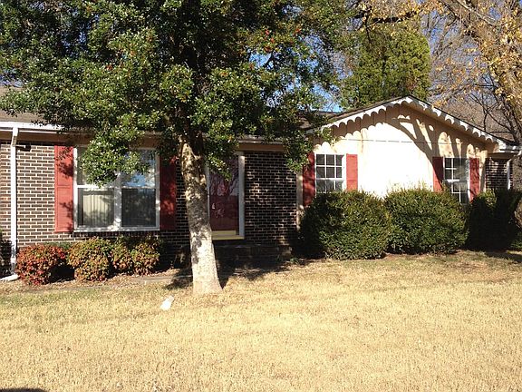 3rd image of 317 Hoover Dr