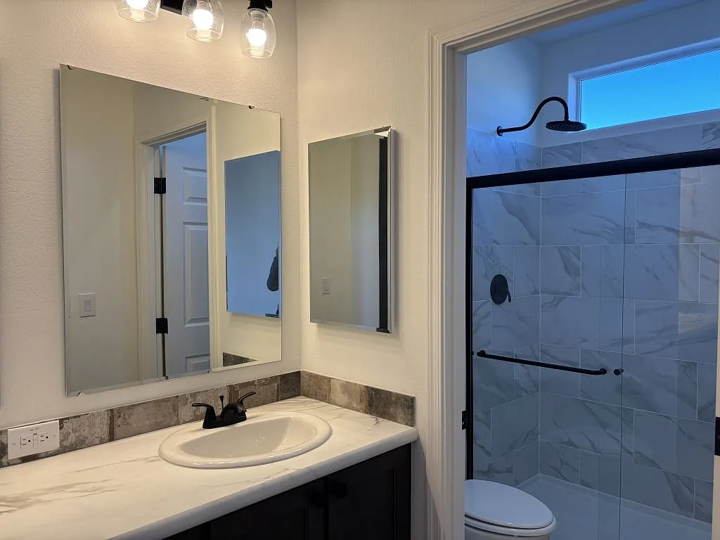 2 bed, 2.0 bath, 1179 sqft, $1,470 — Photo 3