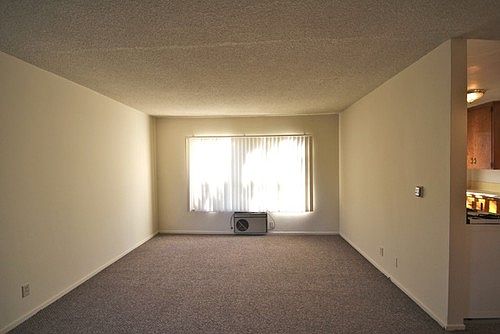 4th image of 110 S Michigan Ave APT 23