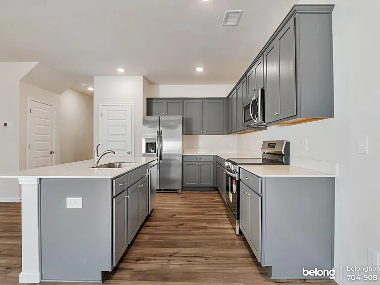 2735 Winn Mill Dr — Photo 8
