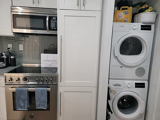 Rented by OGI Management | media 16