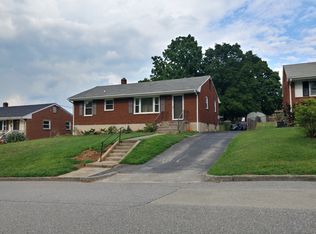 2146 Ellison Ave, Salem, VA 24153