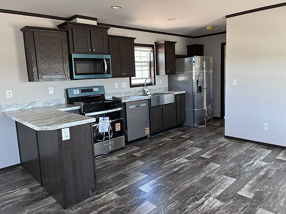 3rd image of 4379 Circlewood Ct