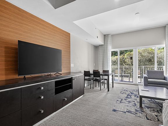 4th image of 5300 NW 87th Avenue #1215