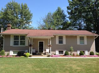 10515 Scatell St NW, Canal Fulton, OH 44614